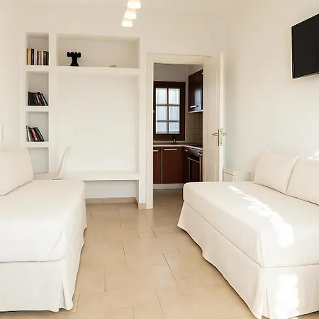 Enosis - Argo Beachside Flat Daire *