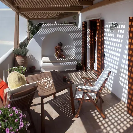 Enosis In Agia Anna , Argo Agia Anna (Naxos)